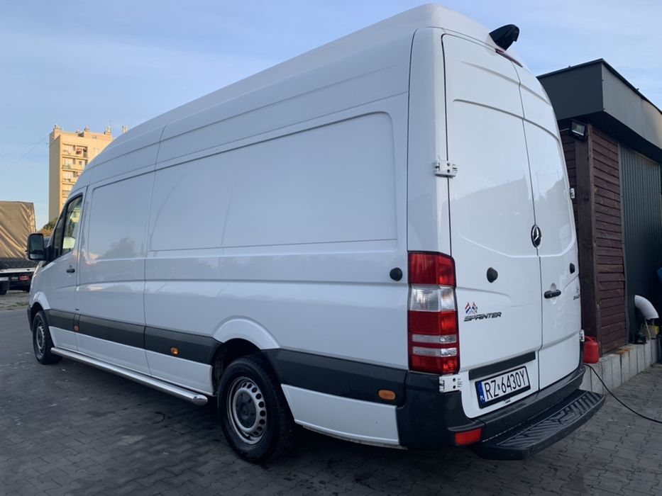 Wynajem BUS 200zl dostawczy WYPOZYCZALNIA busow Rzeszow