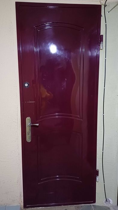 Продам вхідні двері