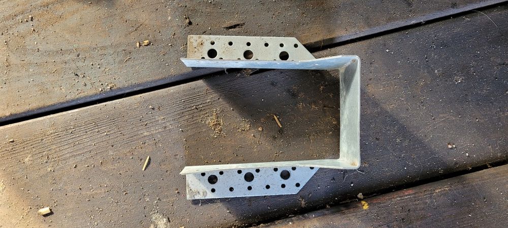 Wieszak belki WB 24 100 ×140×80×2