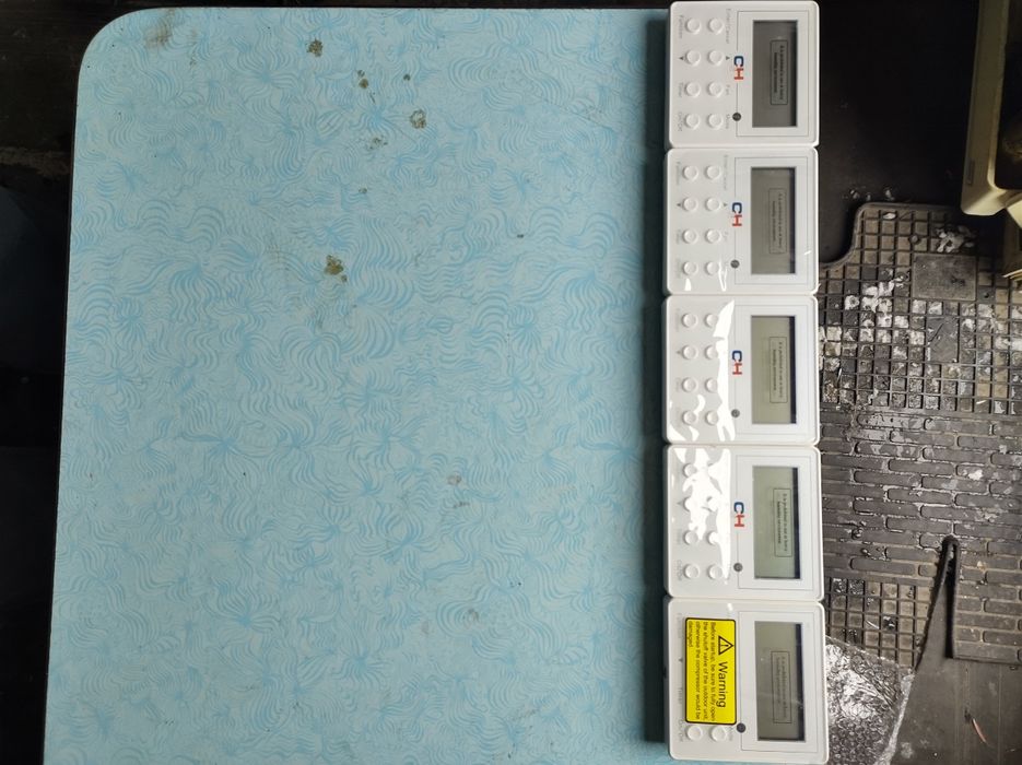 Продам проводные и безпроводные пульты управления к кондиционерам