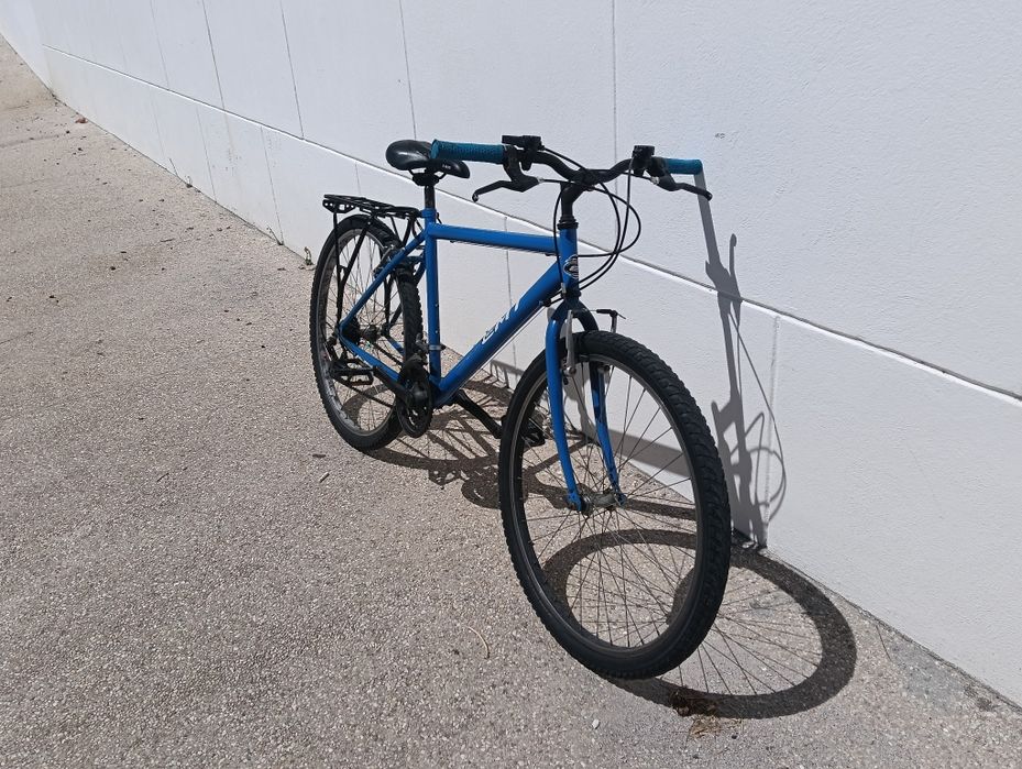 Bicicleta 26" azul - Bom Estado - Pronta a Andar