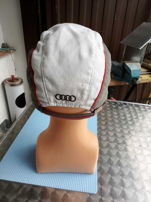 czapka z daszkiem audi