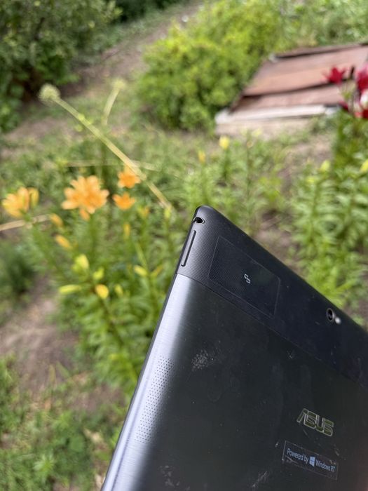 ASUS VivoTab RT (TF600T)