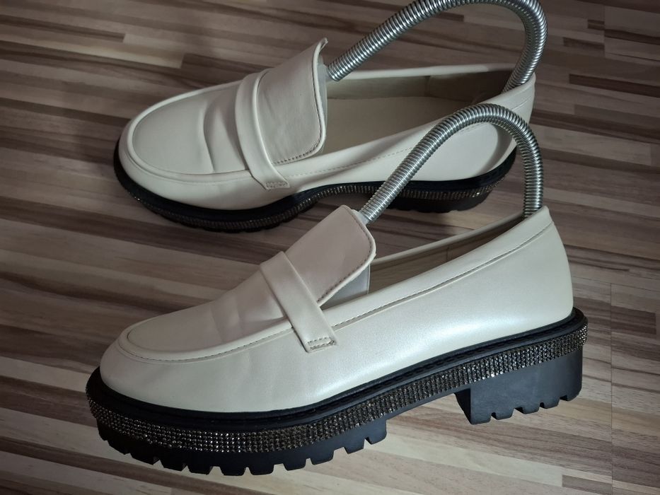 Mokasyny loafersy 38