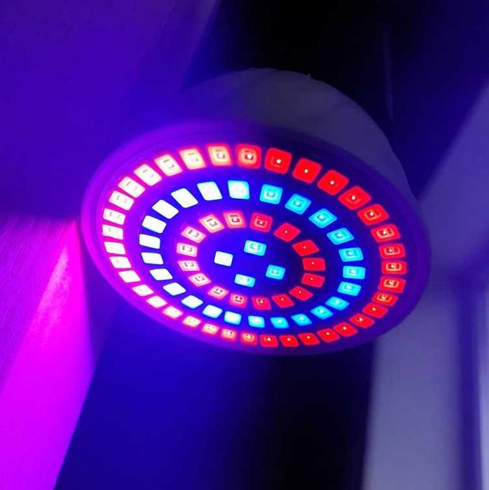 Яркая LED Фитолампа для Растений, Полный Спектр, для Цветов и Рассады