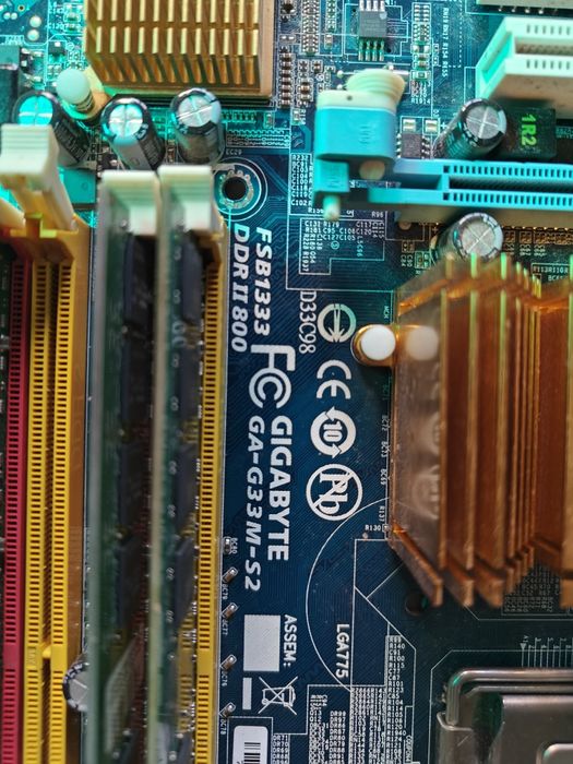 Płyta główna Gigabyte GA-G33M-S2 procesor i ram