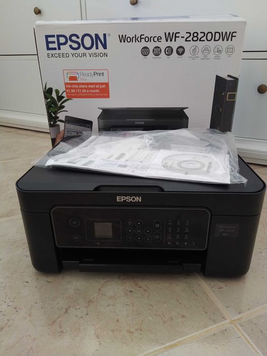 Impressora Multifunções Epson WF-2820DWF como nova e 5 tinteiros novos