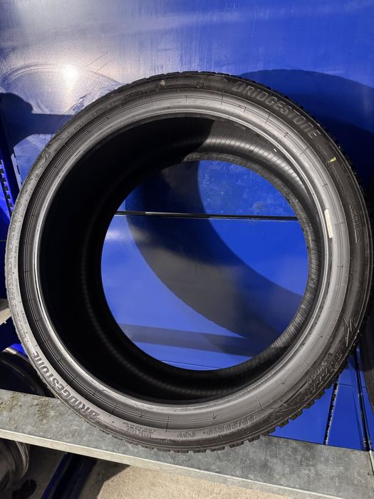 255 35 r 19 Bridgestone Blizzak lm005 255/35r19 зима