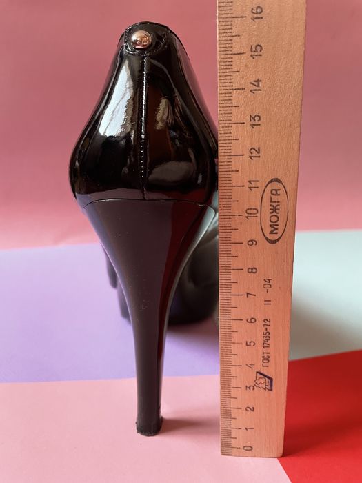 Черные женские туфли Centro