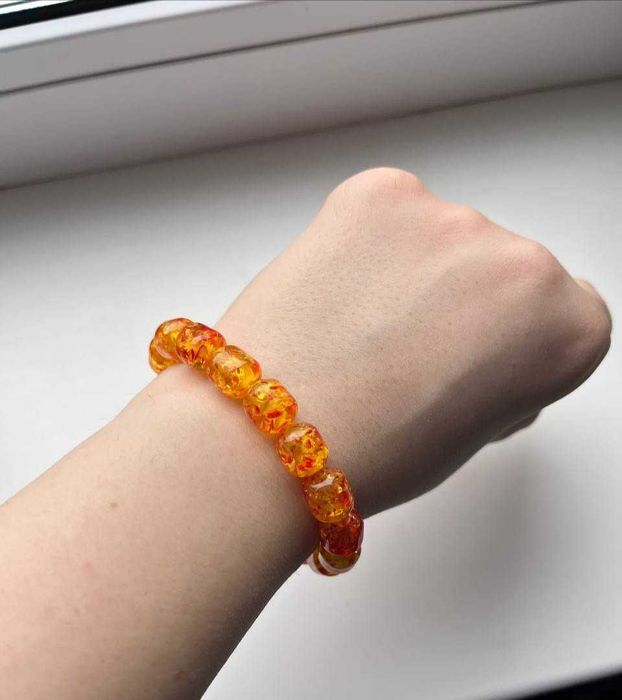 Красивый браслет янтарь бурштин р 17