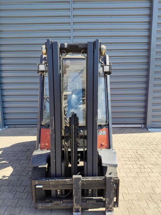 Wózek widłowy 2,5 tony LINDE