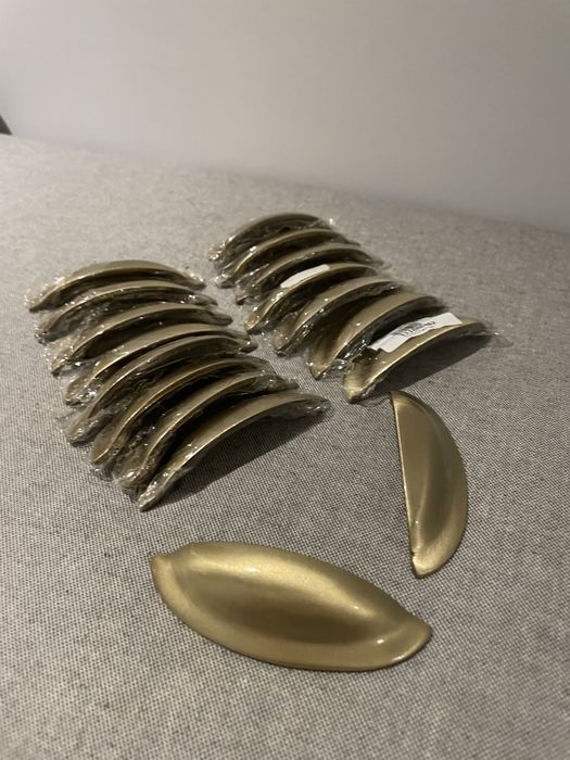 17 Puxadores concha dourados 64mm Fabricados em Portugal
