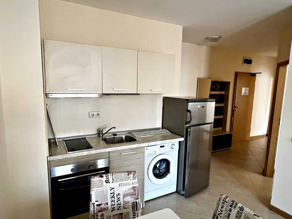 Продам 3-кімнатну квартиру Болгарія Сонячний Берег