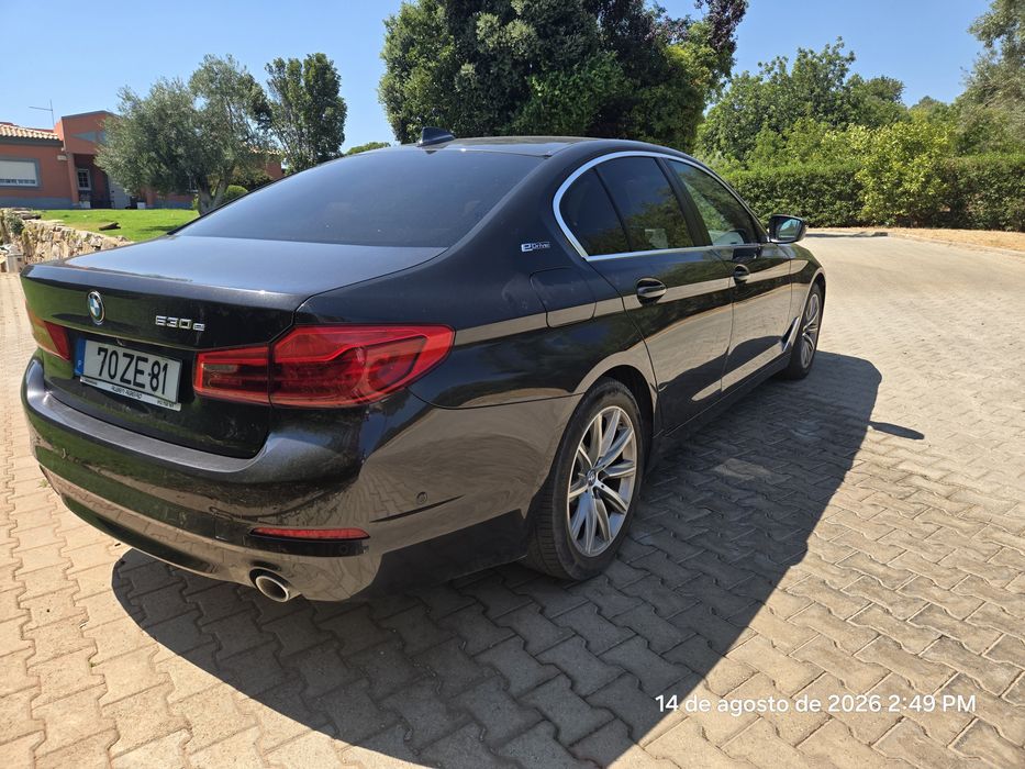 BMW 530 e iPerformance Line Luxury financiando/ garantia