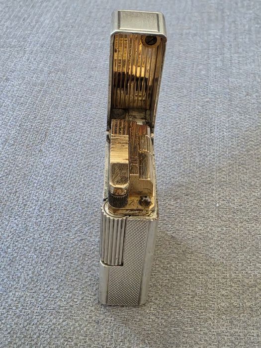 Isqueiro S. T. Dupont Ligne1