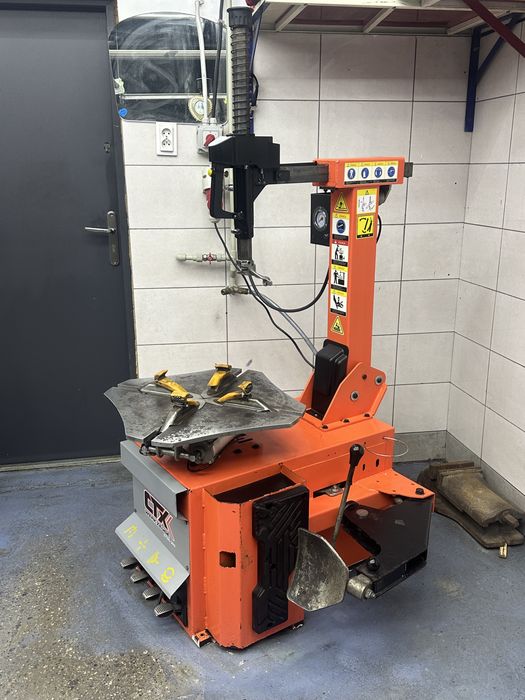 Wyważarka do kół CTXB-101B +  montażownica do opon CTXC-202 zbijak 3T