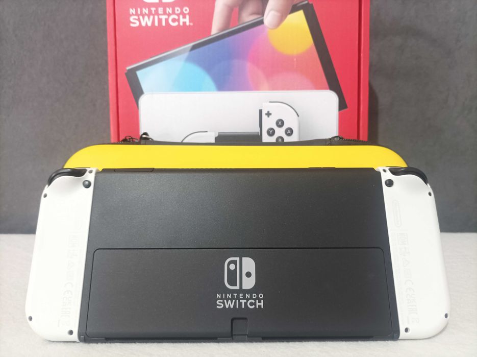 Konsola Nintendo Switch OLED Biała | Kompletny zestaw + NeoGrip i Etui