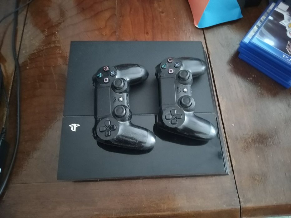 Playstation 4 - Excelente Estado
