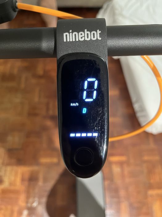 Ninebot F40 | Excelente Estado | 1053,1 km | Caixa + Fatura |