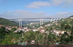 Venda ou Troca Moradia a 8 minutos da Solum e Quinta da Portela.