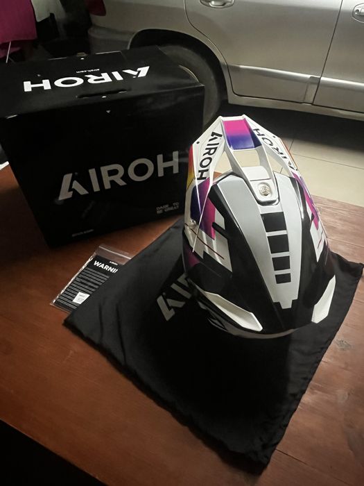 Capacete Airoh Twist 3