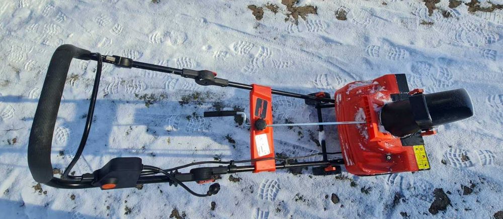 Снігоприбирач IKRA Mogatec ESF 4620