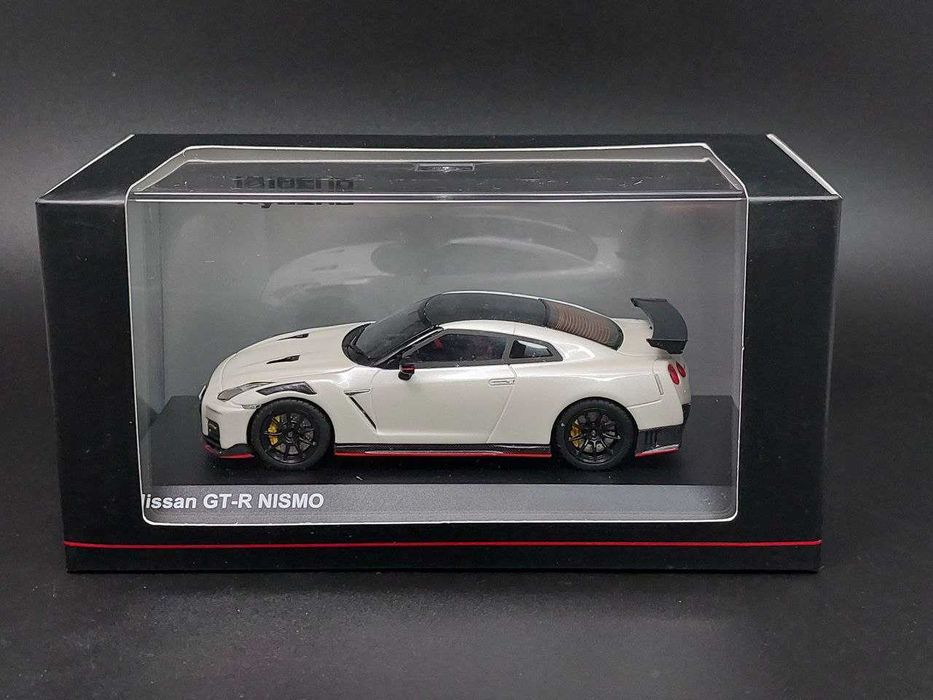 Масштабна модель 1/43 Nissan GT-R R35 Nismo від Kyosho