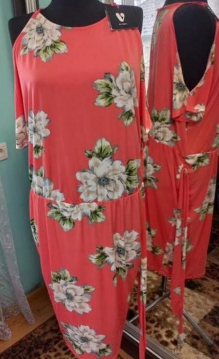 Футболка HZCX FASHION леопардовым принтом и со стразами р. 56-58 XXL.