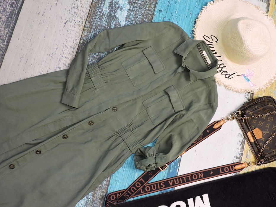 Esprit Sukienka koszulowa khaki wiskoza j Nowa S