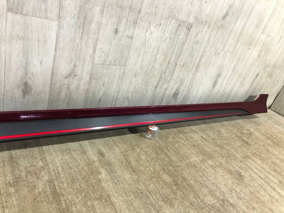 Порог левый Mitsubishi Space Star накладка порога MZ33136372