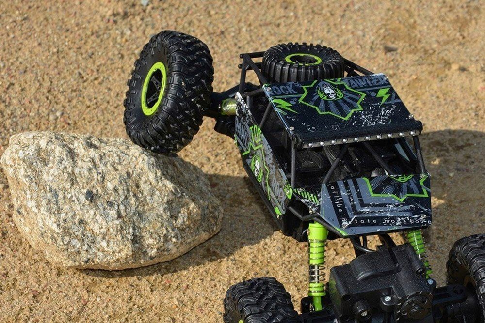 SAMOCHÓD RC terenowy 4x4 pilot 2,4GHz wodoodporny