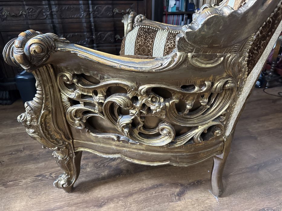 Fotel w stylu barokowym