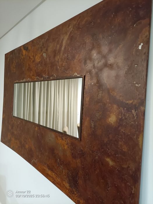 Espelho de sala com painel de chapa