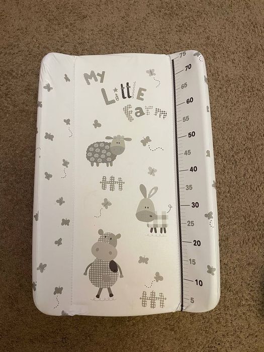 Пеленальна дошка