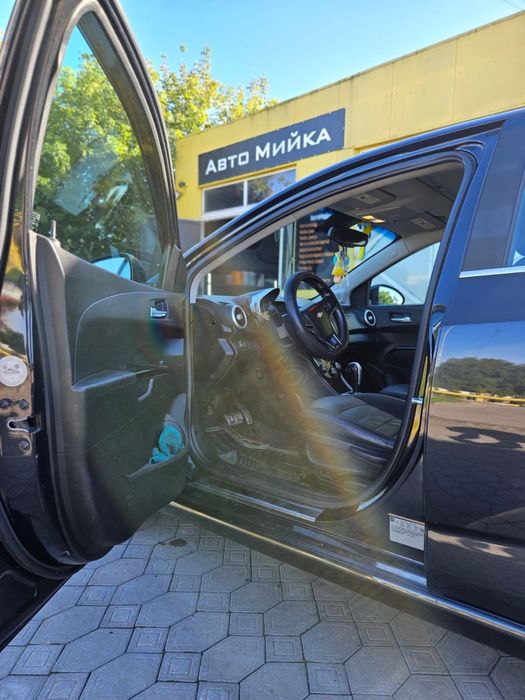 Авто в наявності