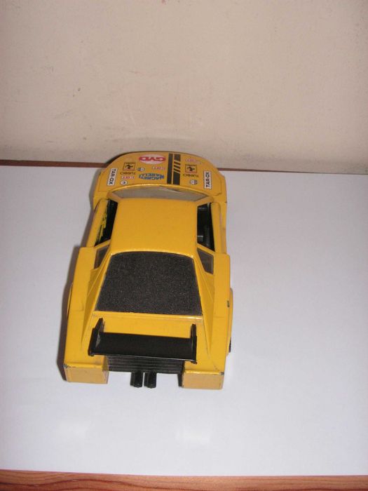 Polistil - Ferrari 308 GTB 4 Turbo 1 / 24