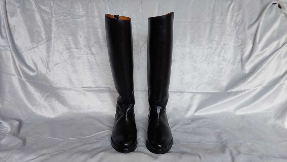 Botas pretas tipo GNR