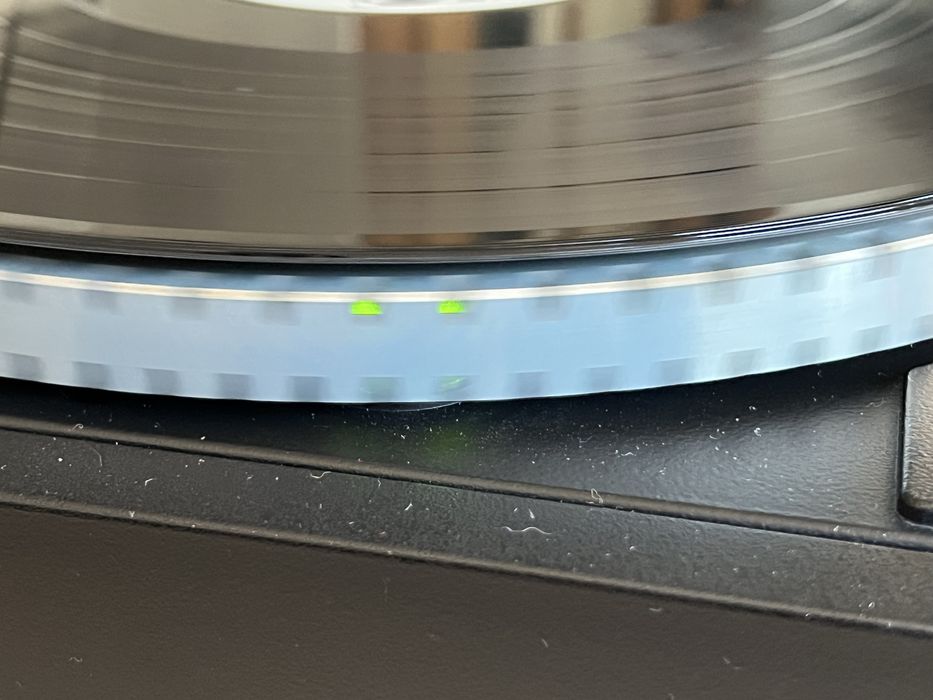 Gramofon Thorens TD 105