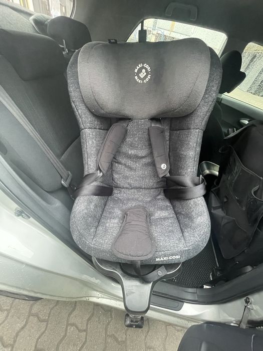 Автокрісло Maxi cosi tobi fix сіре