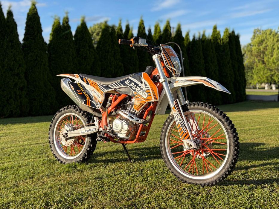Cross Alfarad 250