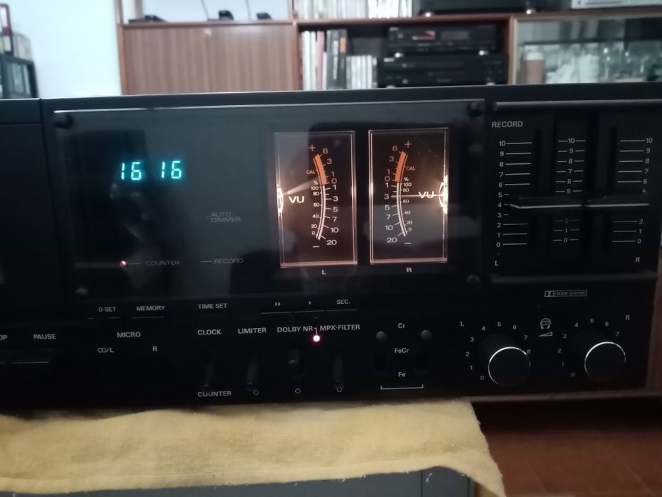 Deck cassetes Grundig CNF-350 Super hi-fi
