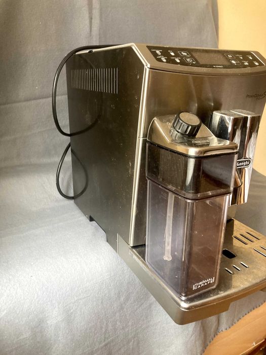 Кофемашина Delonghi PrimaDonna S Evo Deluxe ECAM 510.55 M