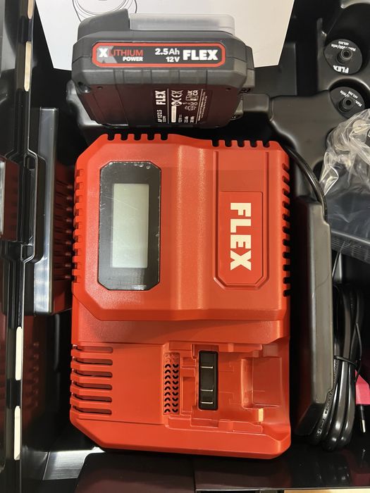 Аккумуляторная полировальная машина Flex PXE 80 12-EC/2.5 Set