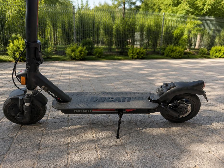 Hulajnoga elektryczna Ducati Pro II Evo