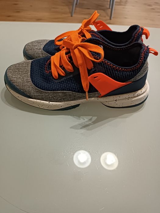 Tênis azul da Zara tamanho 39