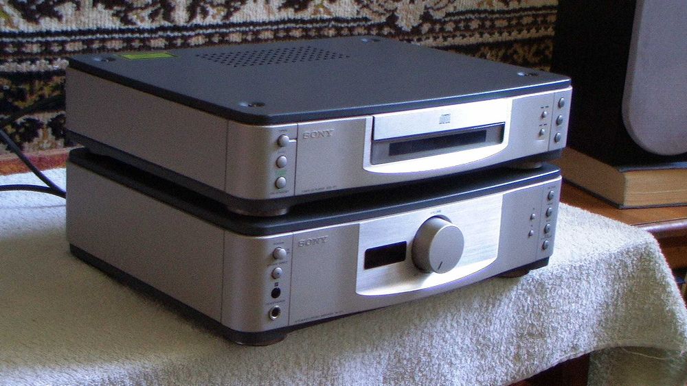HI-End система Усилитель SONY TA-VF1 + CD проигрыватель SONY HCD VF-1  "Placido" Made In Japan
