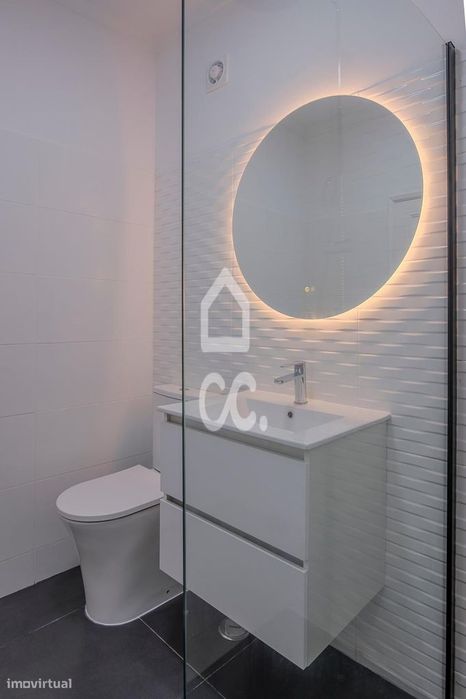 Imóvel remodelado com 71m2!