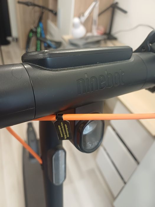 Hulajnoga elektryczna ninebot