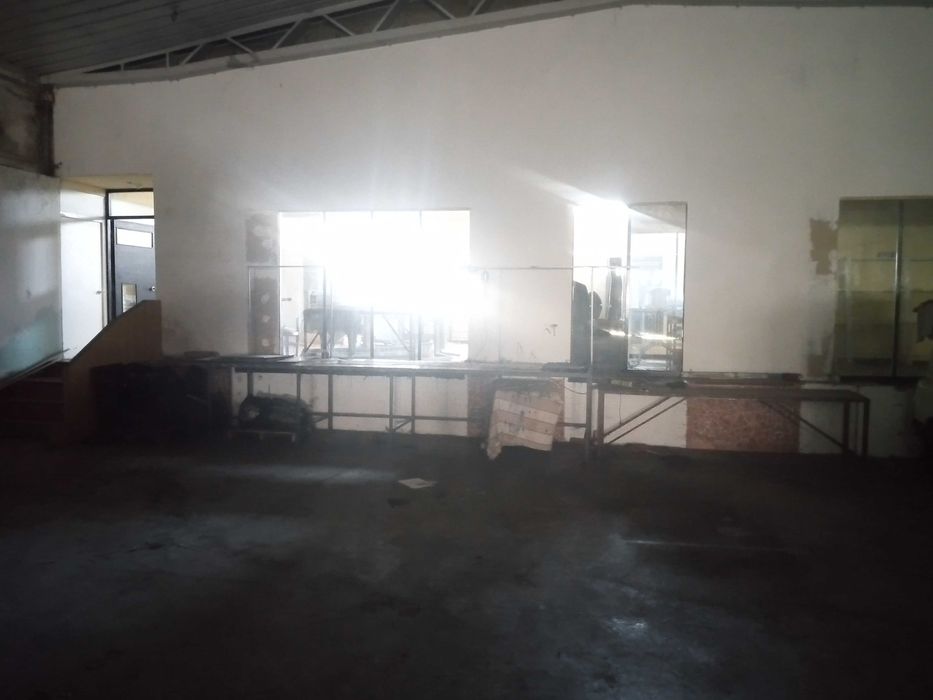 armazém para arrendamento