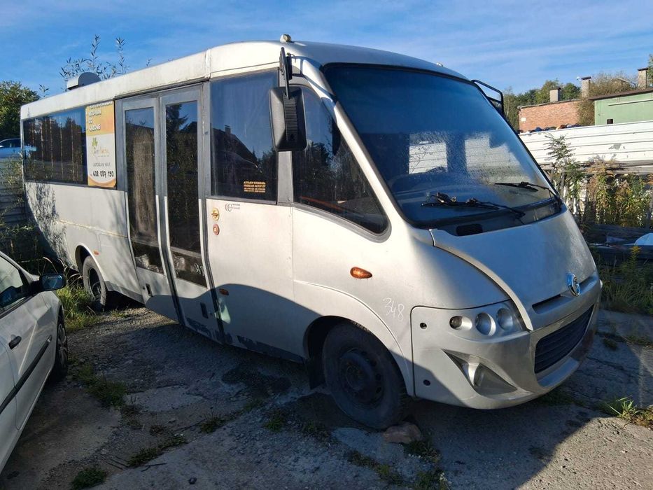 maska przód autobus Iveco